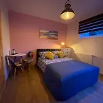 Nad Jeziorem Lesnianskim Apartment