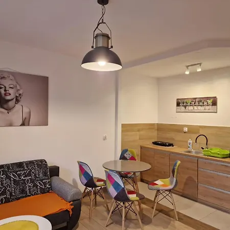 Nad Jeziorem Lesnianskim