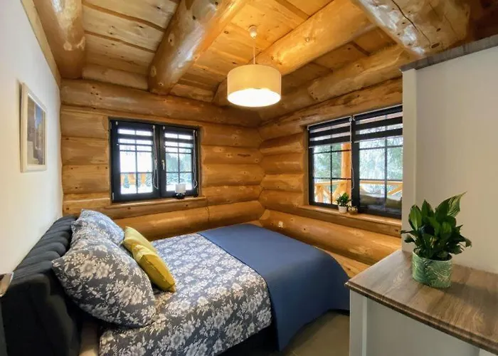 Nad Jeziorem Lesnianskim *