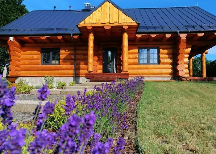 Nad Jeziorem Lesnianskim