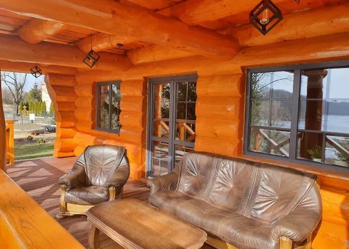 公寓 Nad Jeziorem Lesnianskim *