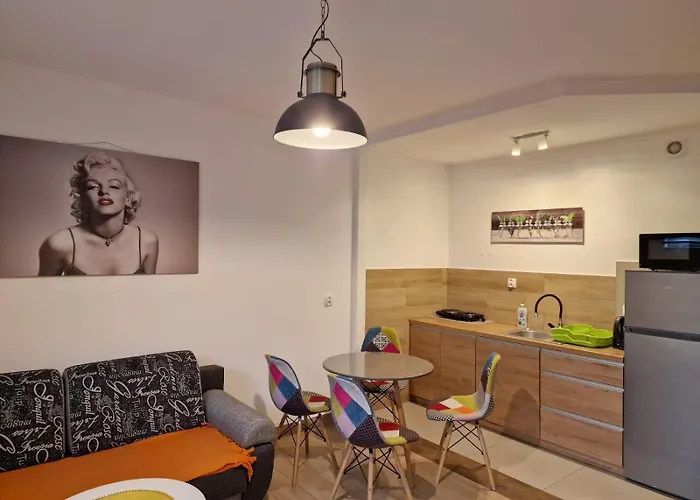 Nad Jeziorem Lesnianskim