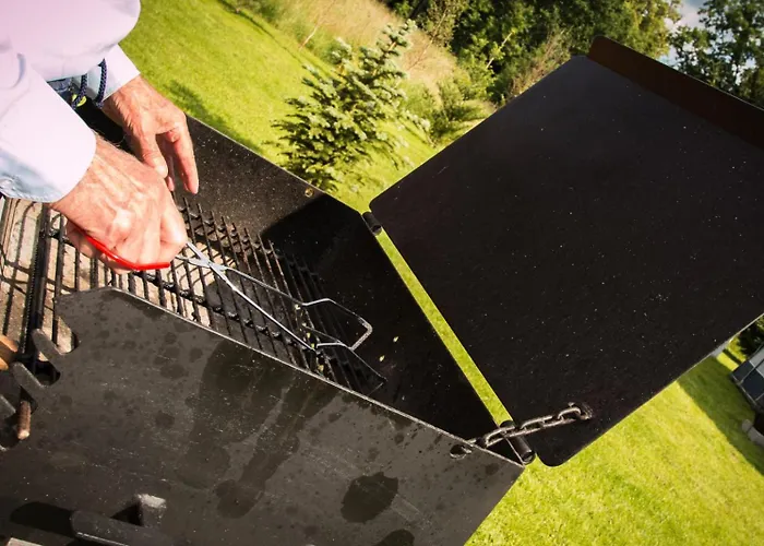 Nad Jeziorem Lesnianskim Апартаменты